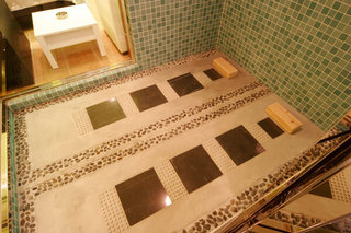 e_601_bath.jpg